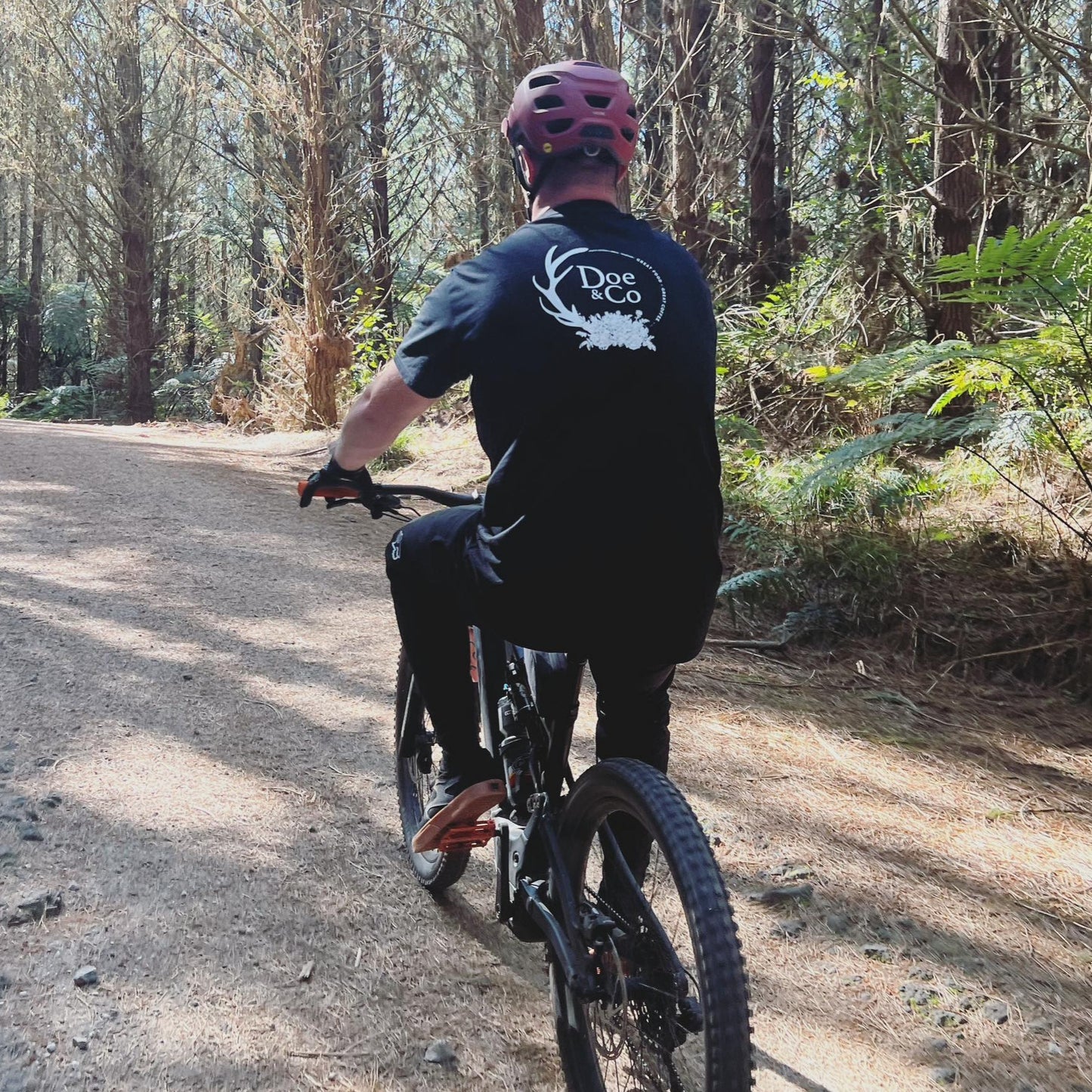 Men's Doe & Co T-Shirt