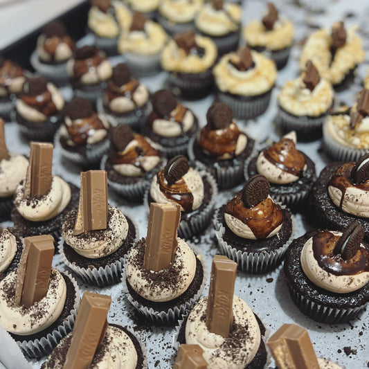 12 x 'Surprise Me' Cupcakes