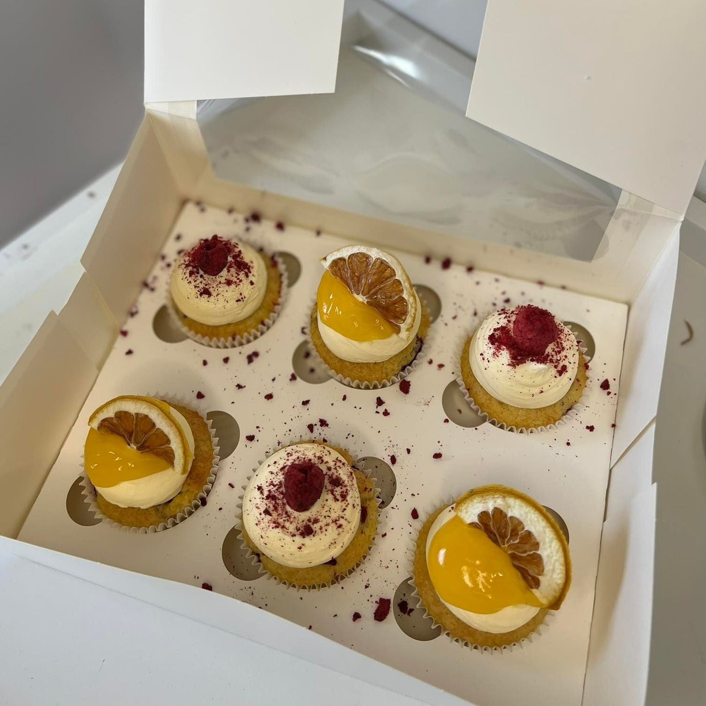 Lemon & Raspberry Cupcakes